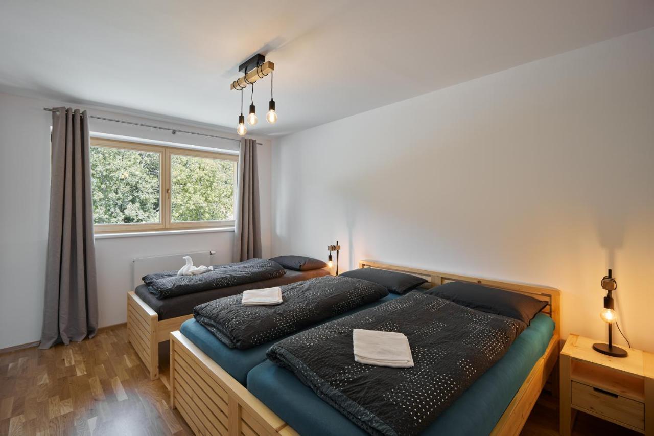 Апартаменты Lucni Apartman Rozmarina Черный Дул Экстерьер фото